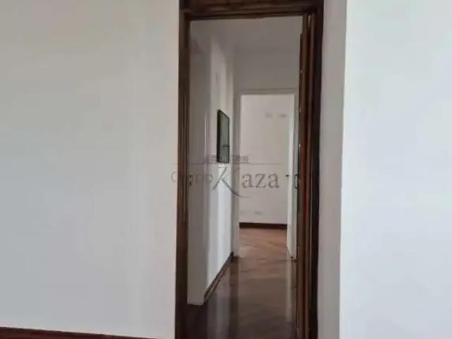 Apartamento venda em Região Imediata de São José dos Campos, Região Metropolitana do Vale do Paraíba e Litoral Norte