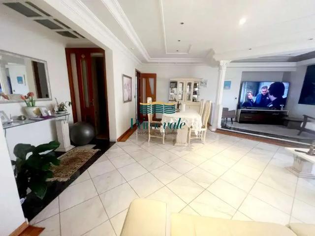 Apartamento venda em Região Imediata de São José dos Campos, Região Metropolitana do Vale do Paraíba e Litoral Norte