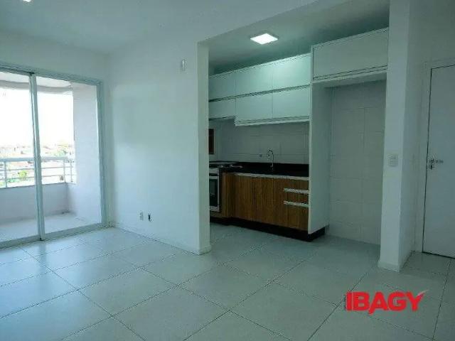Apartamento venda em Região Geográfica Imediata de Florianópolis, São José