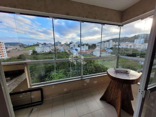 Apartamento venda em São José, Real Parque
