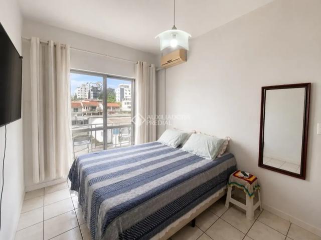 Apartamento venda em Região Geográfica Imediata de Florianópolis, São José
