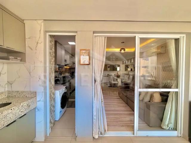 Apartamento venda em Região Geográfica Imediata de Florianópolis, São José