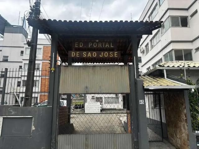 Apartamento venda em Região Geográfica Imediata de Florianópolis, São José