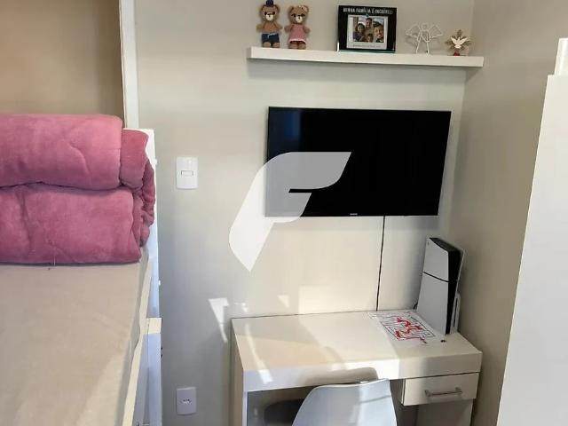 Apartamento venda em Morro do Horácio, Florianópolis