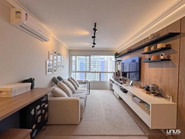 Apartamento venda em Região Geográfica Imediata de Florianópolis, São José