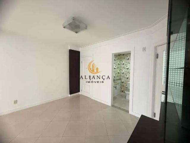 Apartamento venda em Região Geográfica Imediata de Florianópolis, São José