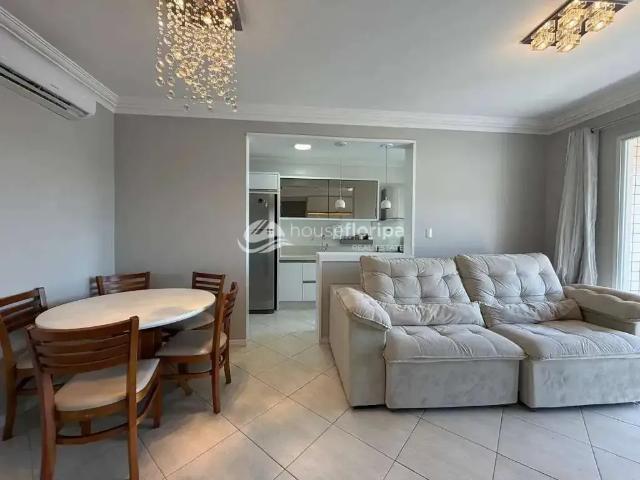 Apartamento venda em Região Geográfica Imediata de Florianópolis, São José