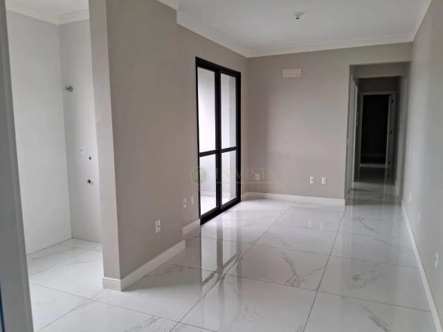 Apartamento venda em Região Geográfica Imediata de Florianópolis, São José