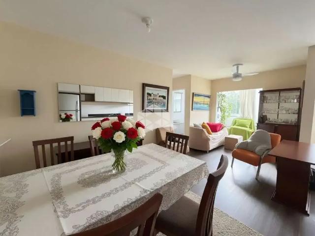Apartamento venda em Região Geográfica Imediata de Florianópolis, São José