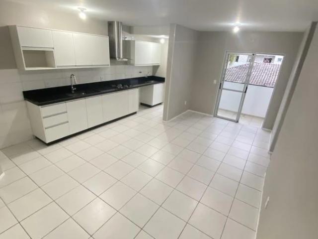 Apartamento venda em Região Geográfica Imediata de Florianópolis, São José