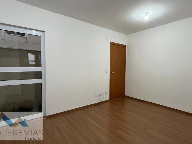 Apartamento venda em Centro Empresarial, São José