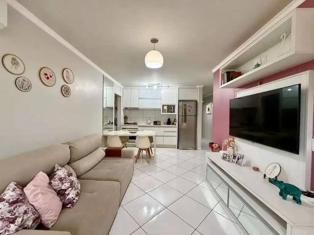 Apartamento venda em Região Geográfica Imediata de Florianópolis, São José
