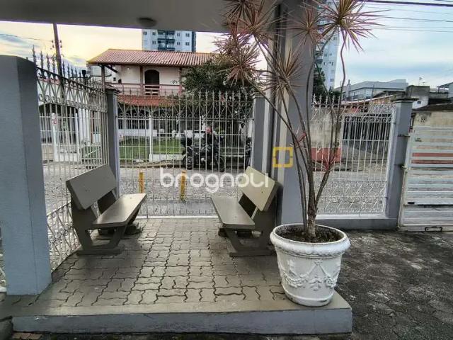 Apartamento venda em Região Geográfica Imediata de Florianópolis, São José