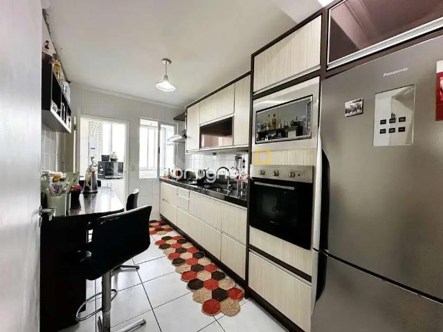 Apartamento venda em Região Geográfica Imediata de Florianópolis, São José