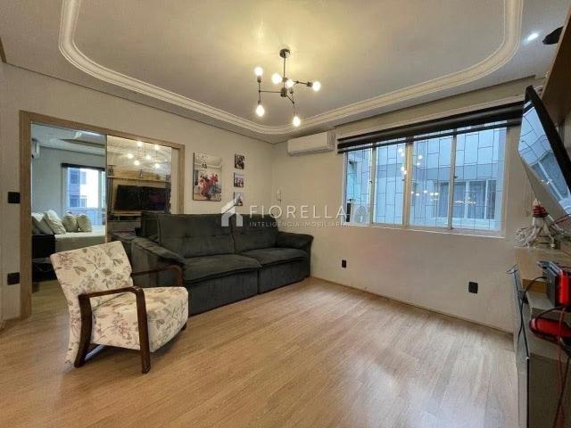Apartamento venda em Região Geográfica Imediata de Florianópolis, São José