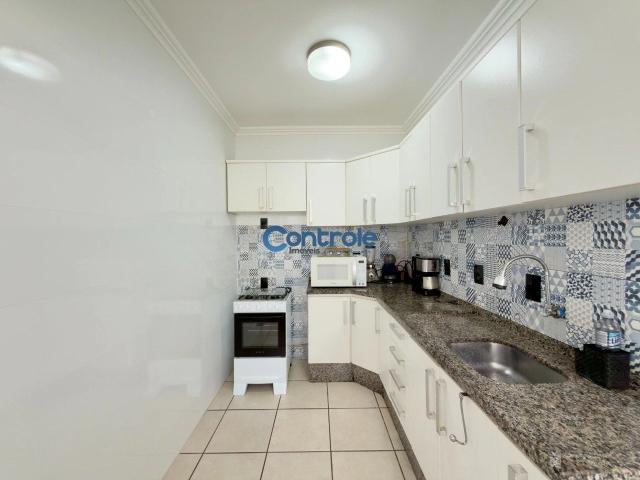 Apartamento venda em Kobrasol, São José