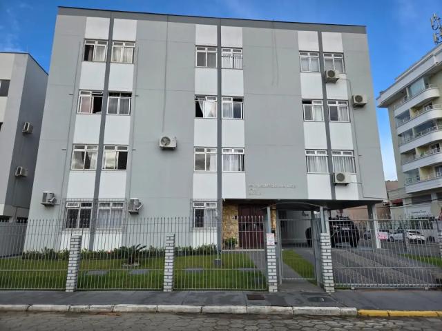 Apartamento venda em Região Geográfica Imediata de Florianópolis, São José