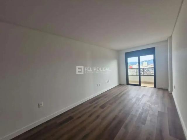 Apartamento venda em Região Geográfica Imediata de Florianópolis, São José