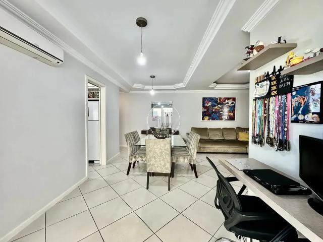 Apartamento venda em Região Geográfica Imediata de Florianópolis, São José