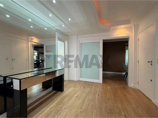 Apartamento venda em Região Geográfica Imediata de Florianópolis, São José