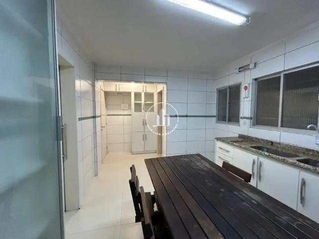 Apartamento venda em Região Geográfica Imediata de Florianópolis, São José