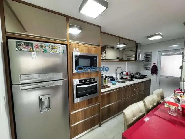 Apartamento venda em Região Geográfica Imediata de Florianópolis, São José