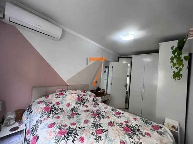 Apartamento venda em Região Geográfica Imediata de Florianópolis, São José
