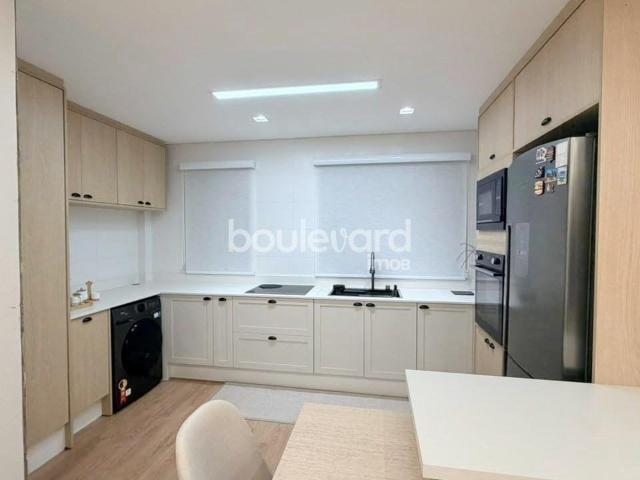 Apartamento venda em Região Geográfica Imediata de Florianópolis, São José