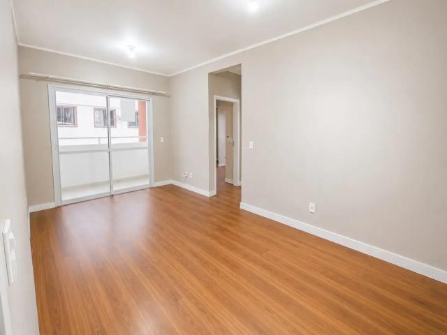 Apartamento venda em Região Geográfica Imediata de Florianópolis, São José