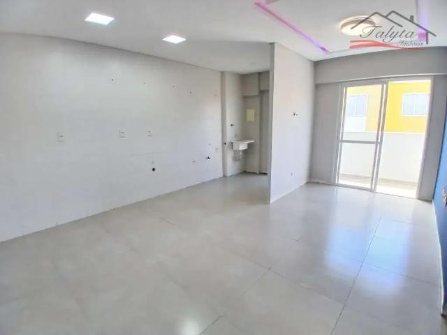 Apartamento venda em Região Geográfica Imediata de Florianópolis, São José