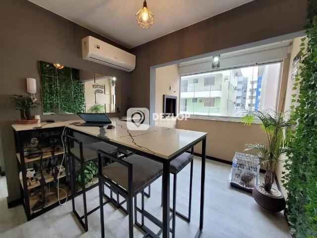 Apartamento venda em Região Geográfica Imediata de Florianópolis, São José