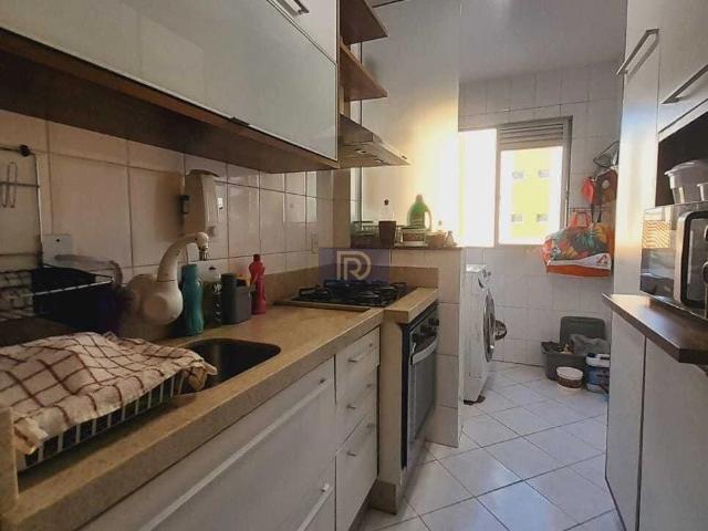 Apartamento venda em Região Geográfica Imediata de Florianópolis, São José