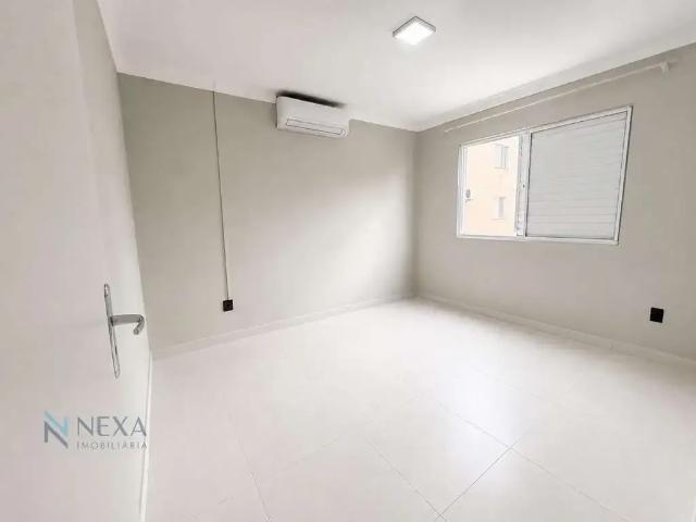 Apartamento venda em Região Geográfica Imediata de Florianópolis, São José