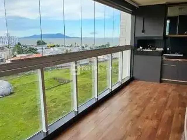 Apartamento venda em Região Geográfica Imediata de Florianópolis, São José
