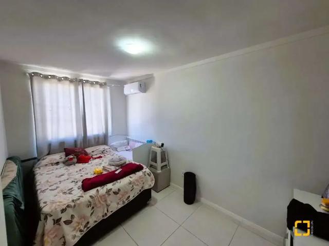 Apartamento venda em Região Geográfica Imediata de Florianópolis, São José