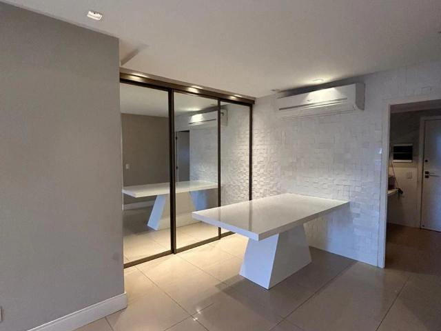 Apartamento venda em Ponta D'Areia, São Luís