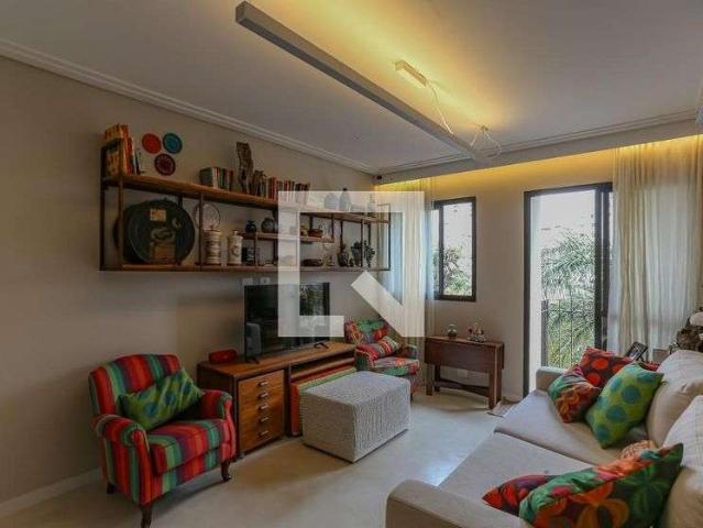 Apartamento venda em Região Imediata de São Paulo, Região Metropolitana de São Paulo