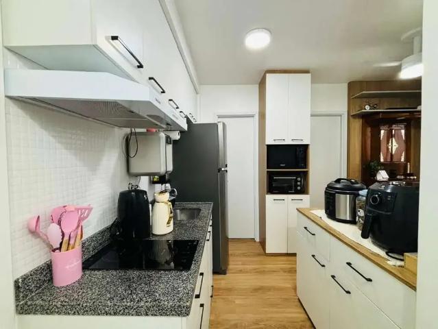 Apartamento venda em Região Imediata de São Paulo, Região Metropolitana de São Paulo