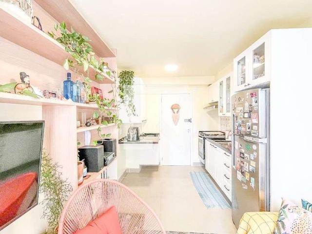 Apartamento venda em Região Imediata de São Paulo, Região Metropolitana de São Paulo