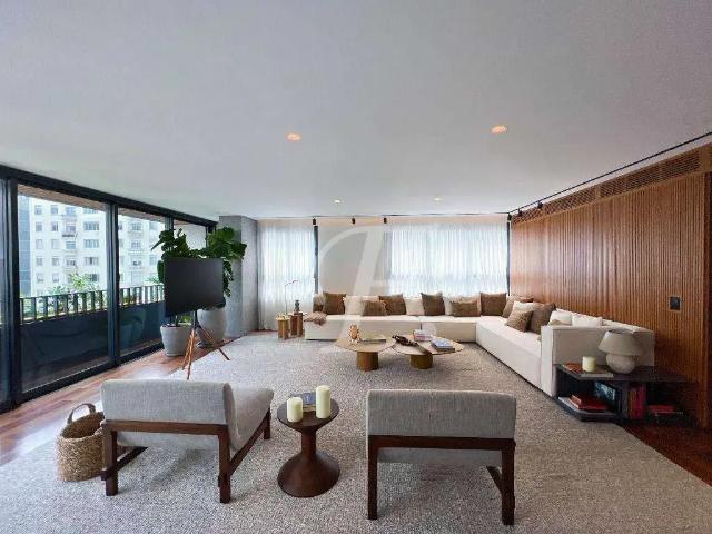 Apartamento venda em Região Imediata de São Paulo, Região Metropolitana de São Paulo