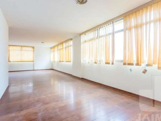 Apartamento venda em Região Imediata de São José dos Campos, Região Metropolitana do Vale do Paraíba e Litoral Norte
