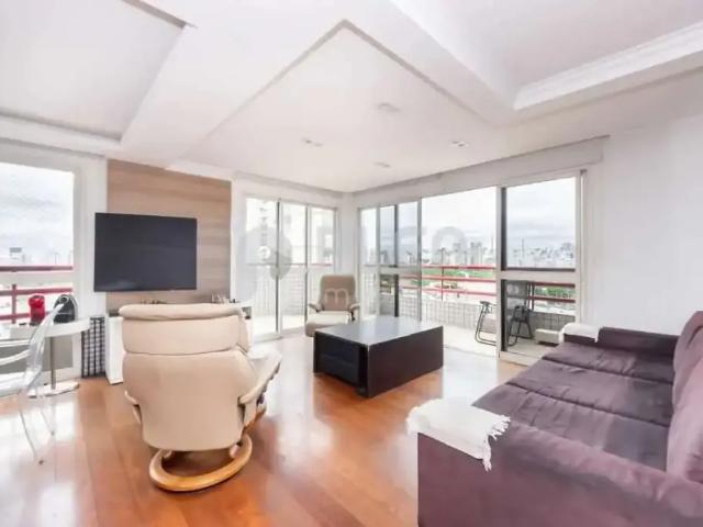 Apartamento venda em Região Imediata de São Paulo, Região Metropolitana de São Paulo