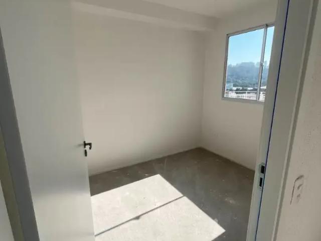Apartamento venda em Estrada Vitório Trentin, São Paulo