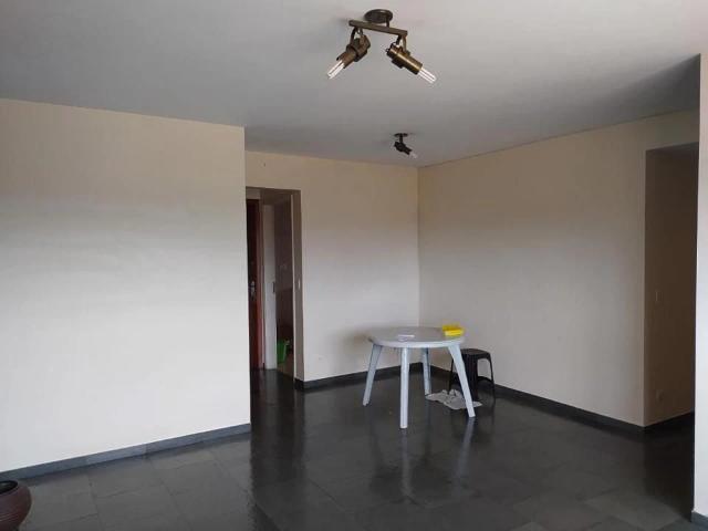 Apartamento venda em Jardim Santo Elias, São Paulo