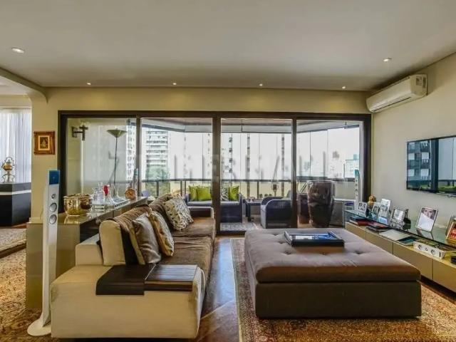 Apartamento venda em Região Imediata de São Paulo, Região Metropolitana de São Paulo