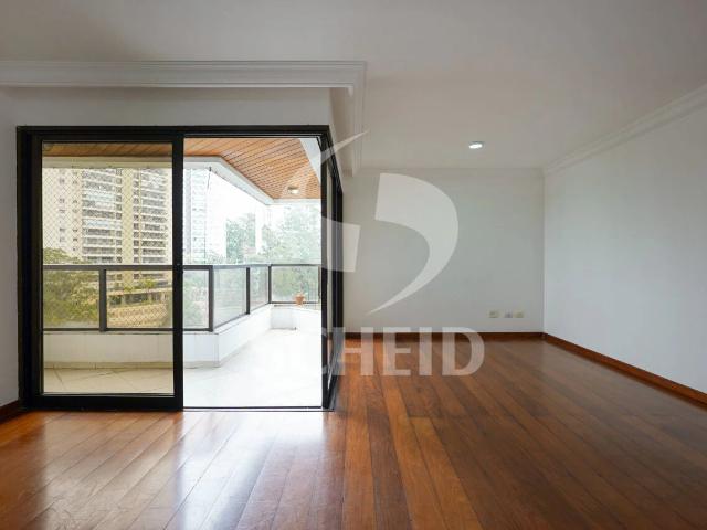 Apartamento venda em Vila Andrade, São Paulo