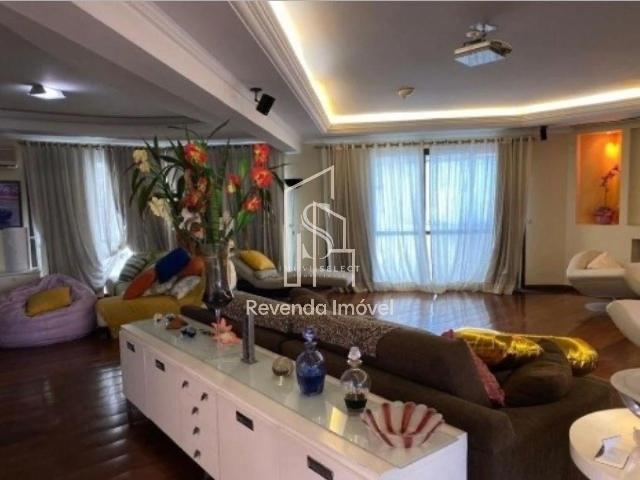 Apartamento venda em Comunidade do Real Parque, São Paulo