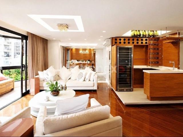 Apartamento venda em Região Imediata de São Paulo, Região Metropolitana de São Paulo