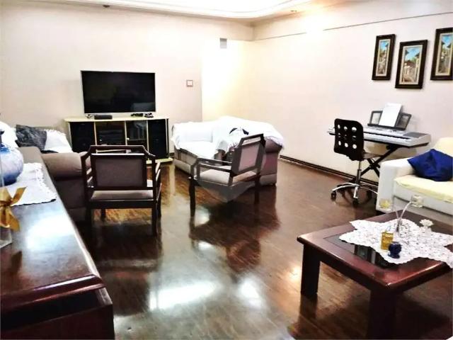 Apartamento venda em Região Imediata de São Paulo, Região Metropolitana de São Paulo