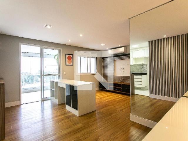 Apartamento venda em Parque Colonial, São Paulo